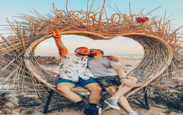 Skandal Video Bokep Gay Viral  KABUPATEN BOLAANG MONGONDOW TIMUR